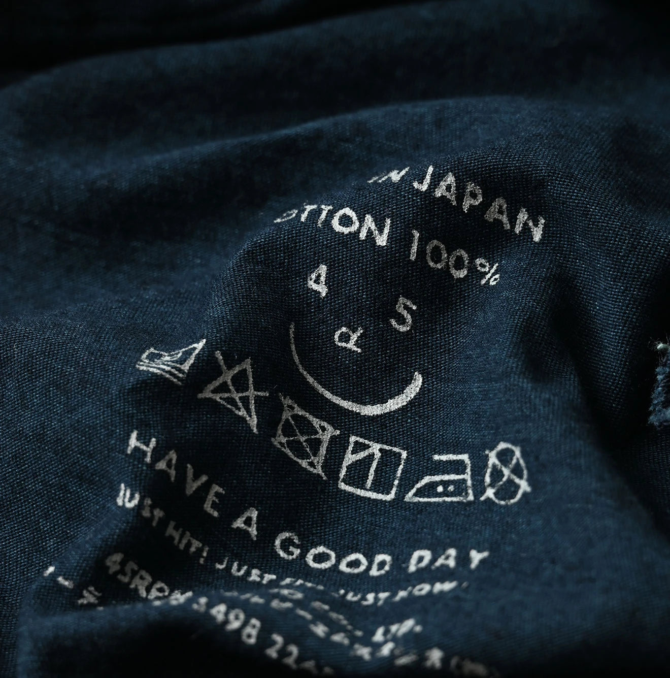 Indigo Thin Tenjiku Petit T-shirt Detail