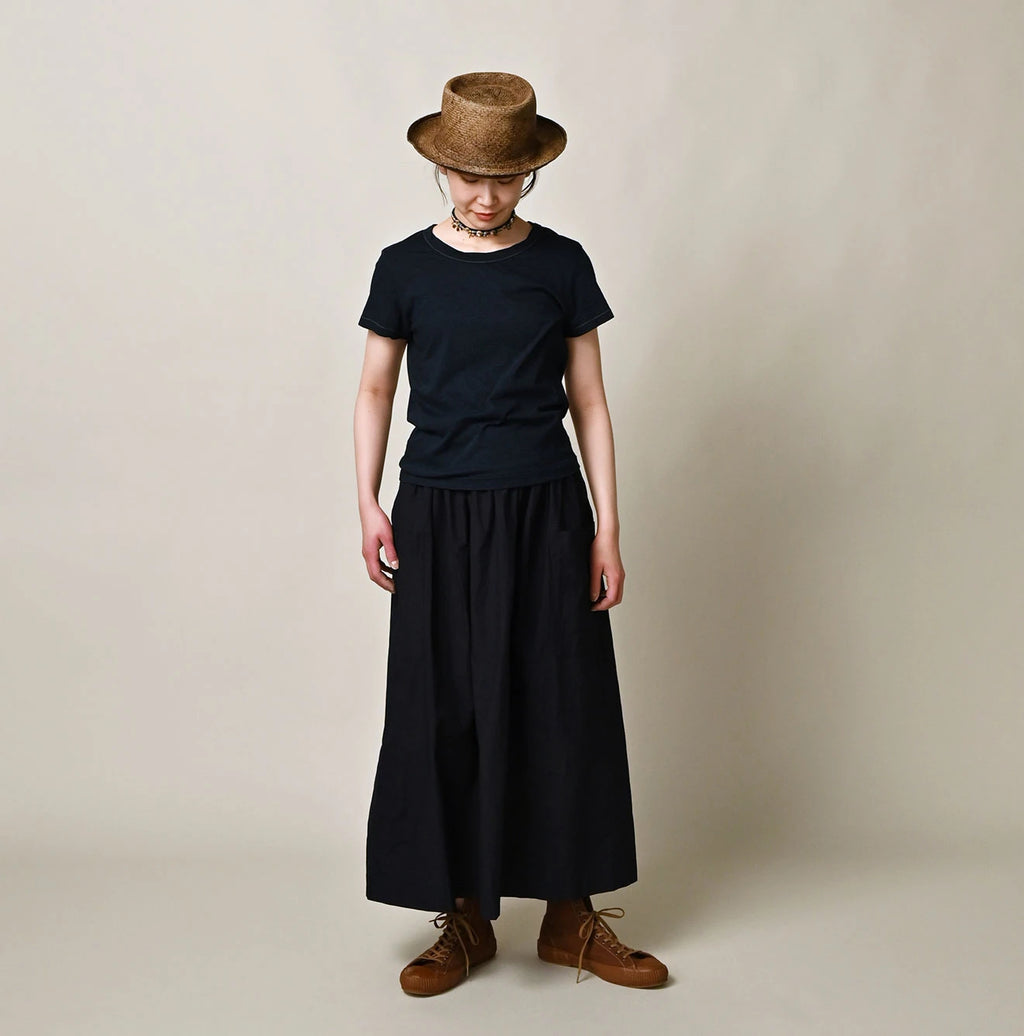 Indigo Thin Tenjiku Petit T-shirt Female Model