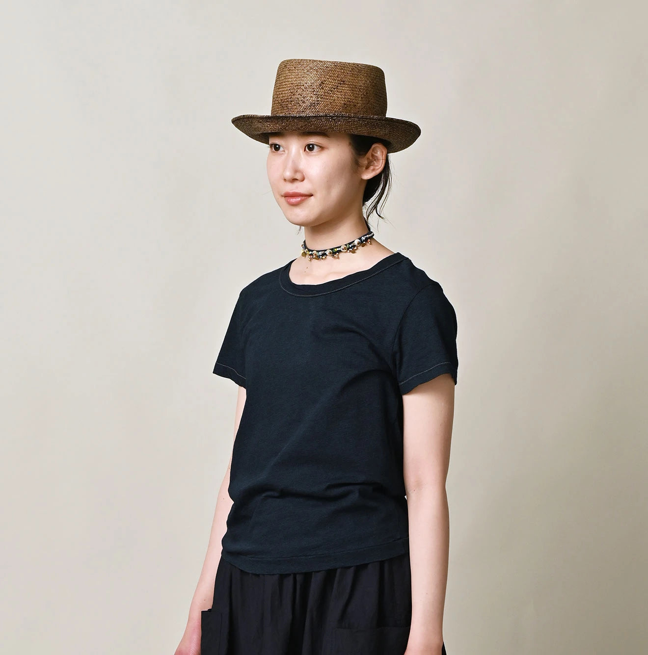 Indigo Thin Tenjiku Petit T-shirt Female Model