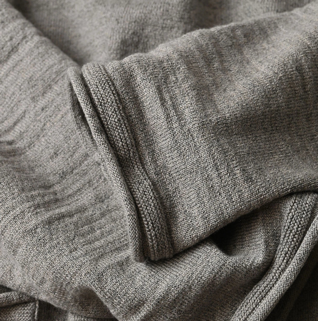 Dekoboko Knitsew 908 Uma Pull Detail