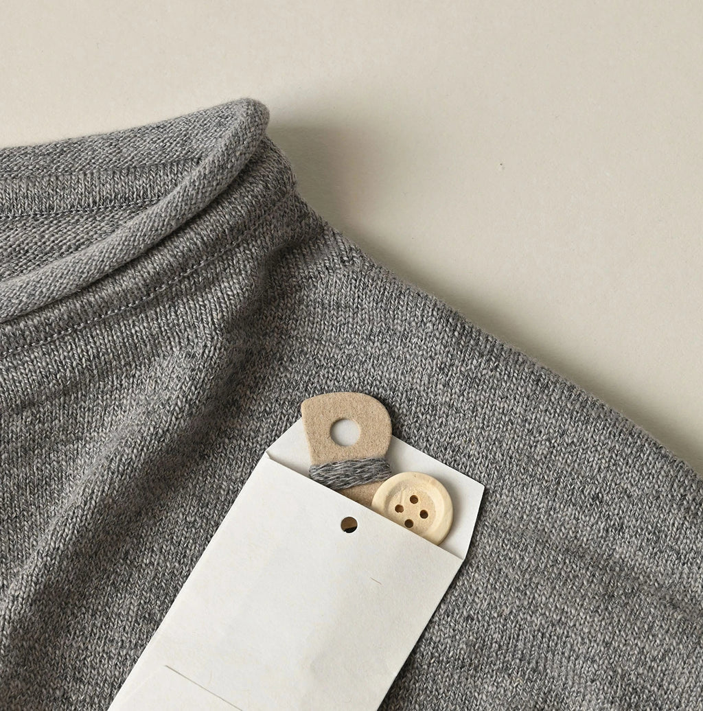 Dekoboko Knitsew 908 Uma Pull Detail
