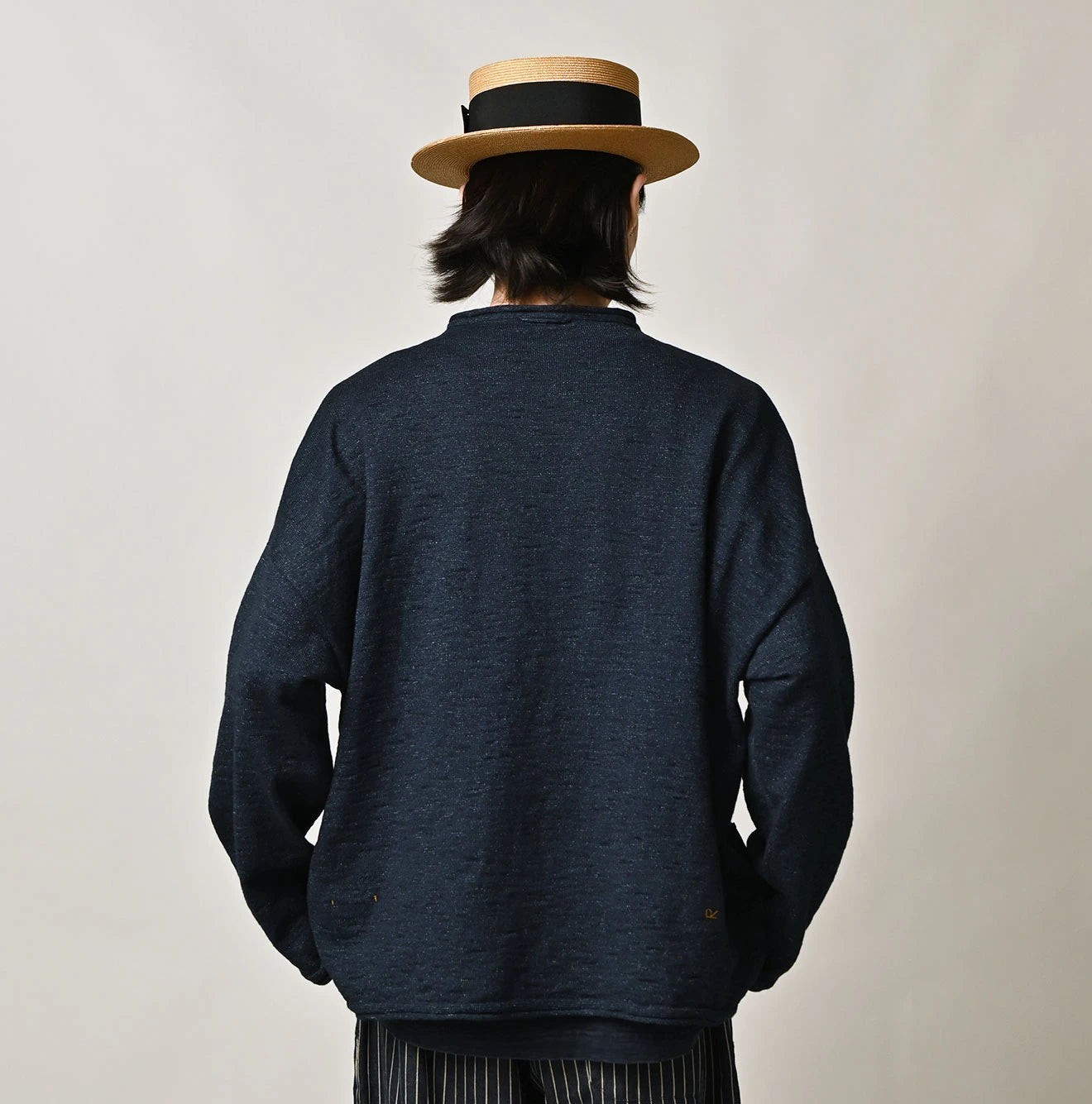 Indigo Dekoboko Knitsew 908 Uma Pull Male Model