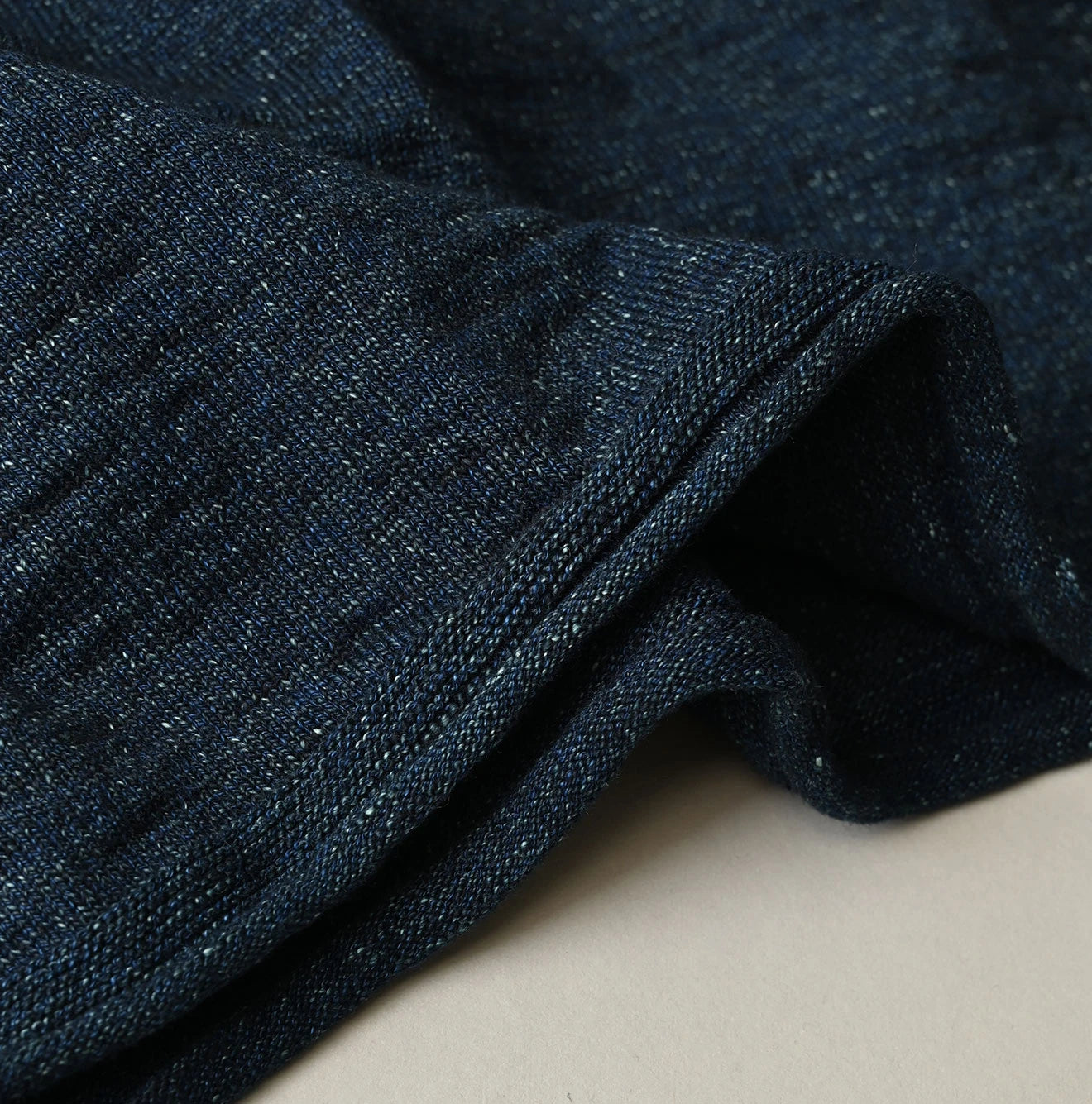 Indigo Dekoboko Knitsew 908 Uma Pull Detail