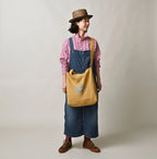 Indian Linen Nasuppie-kun 45 Star Tote Medium Female Model