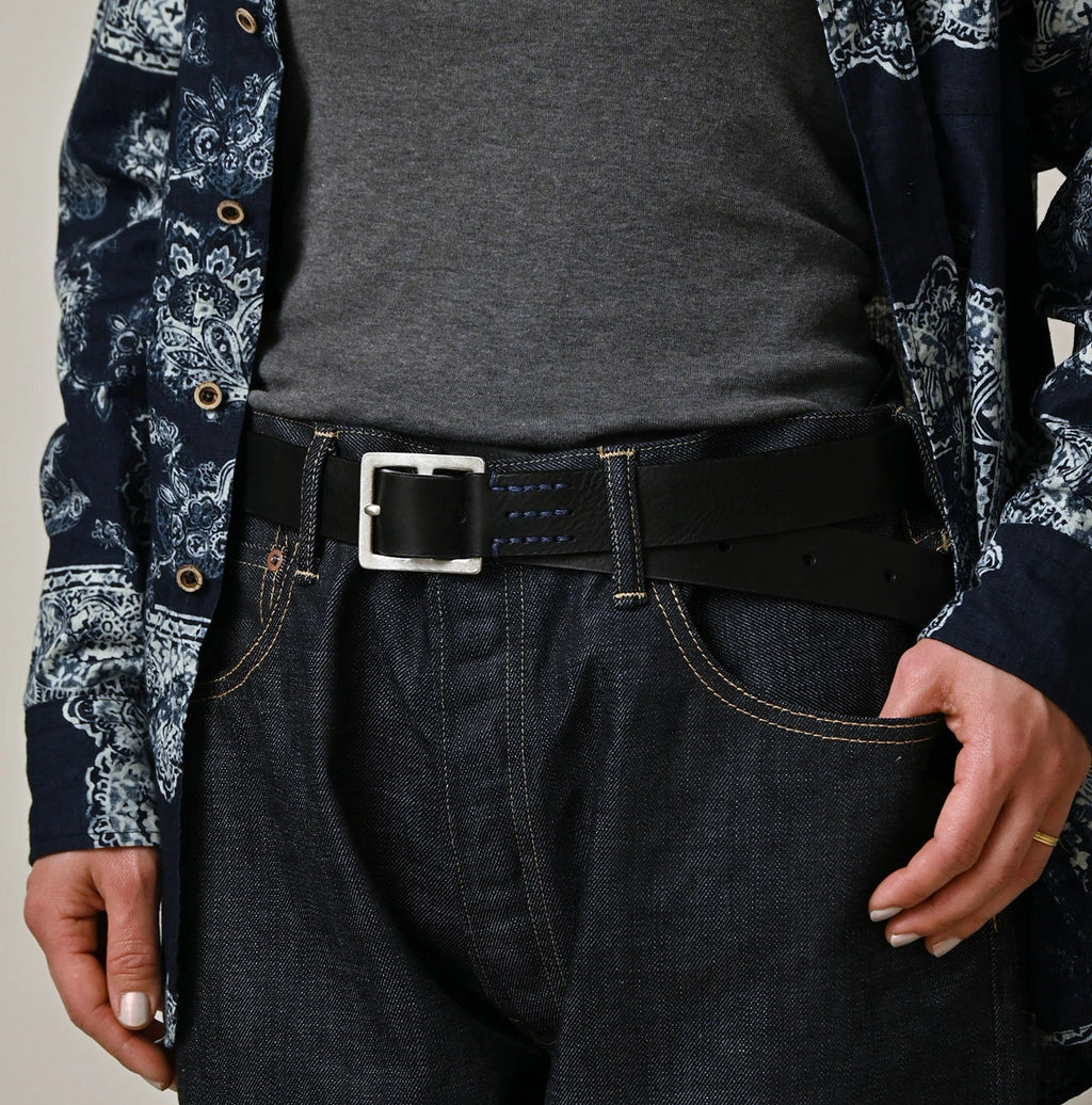 Azure Vintage Leather Belt Medium Male Model