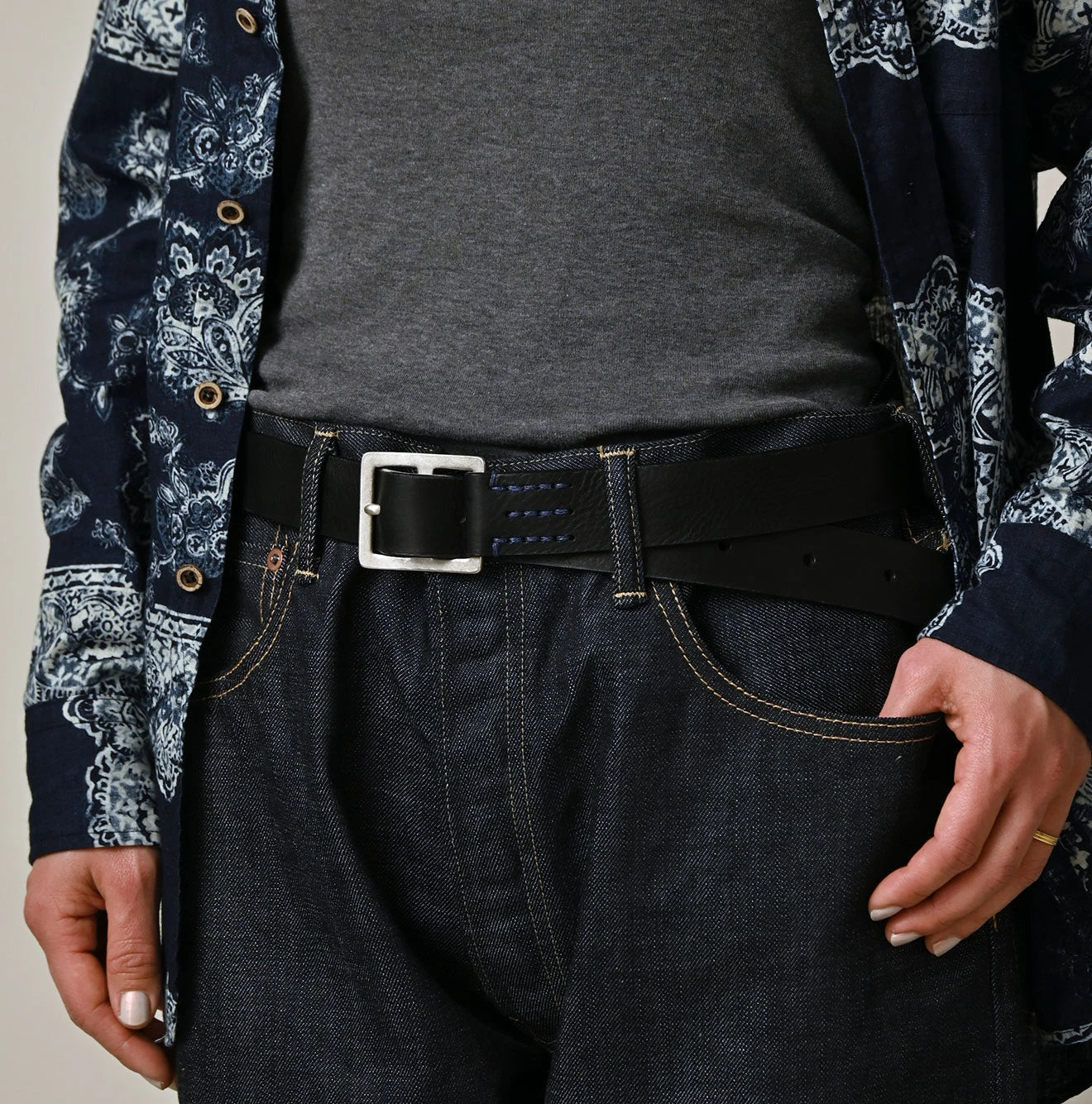 Azure Vintage Leather Belt Medium Male Model