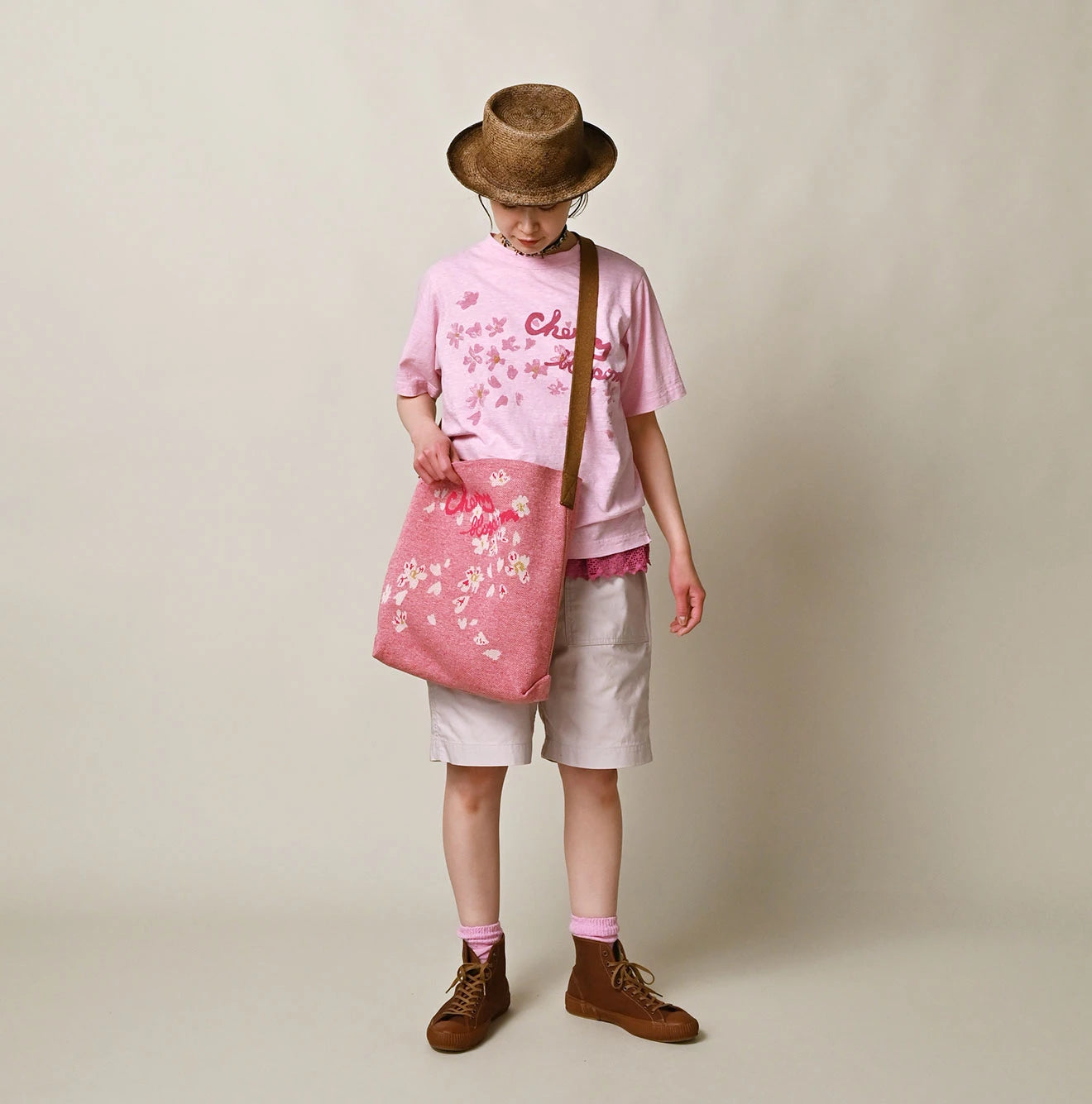 Jacquard Sakura Blizzard Bag Female Model