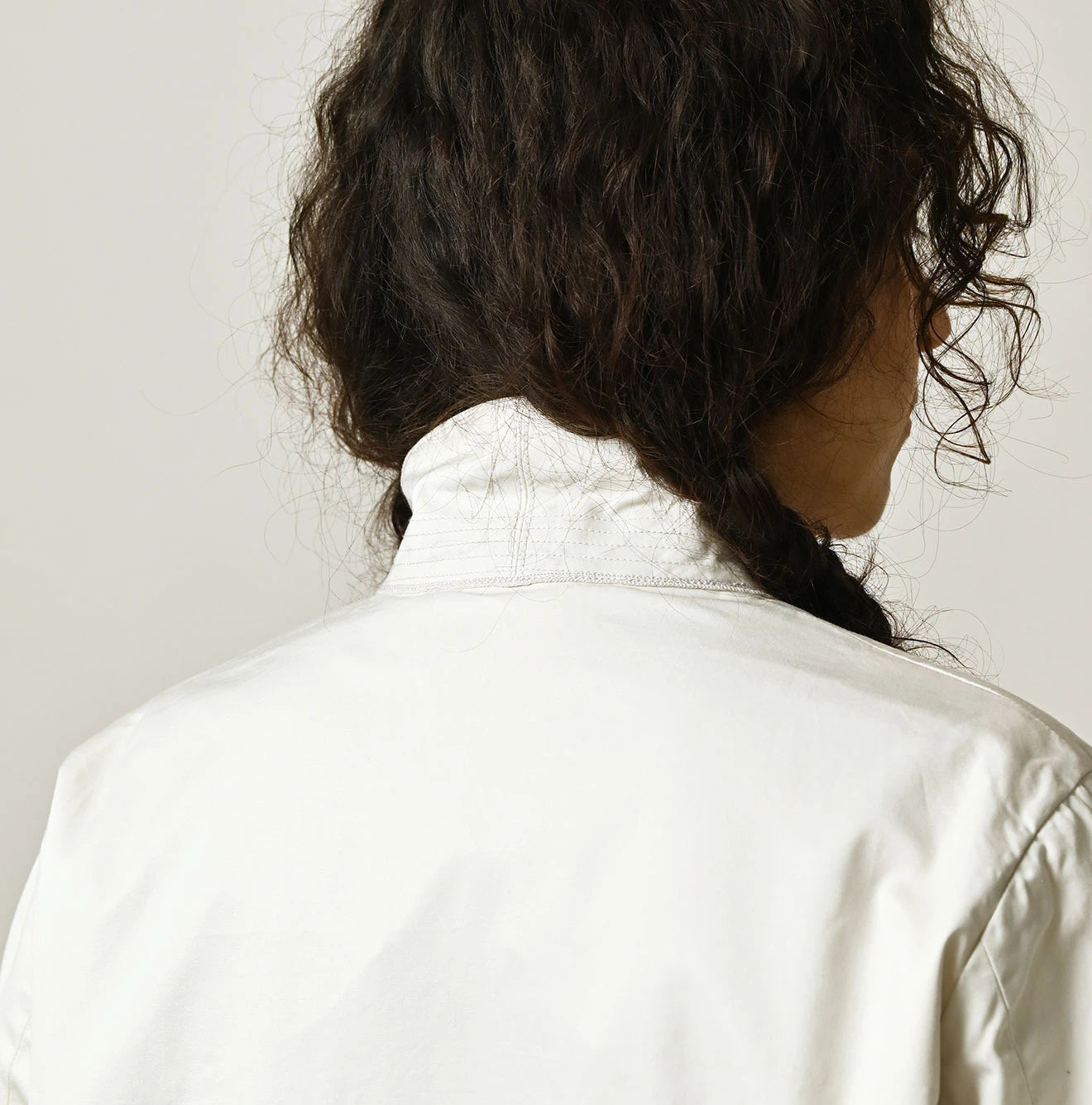 Thin Gabardine 908 Jacquarde Detail
