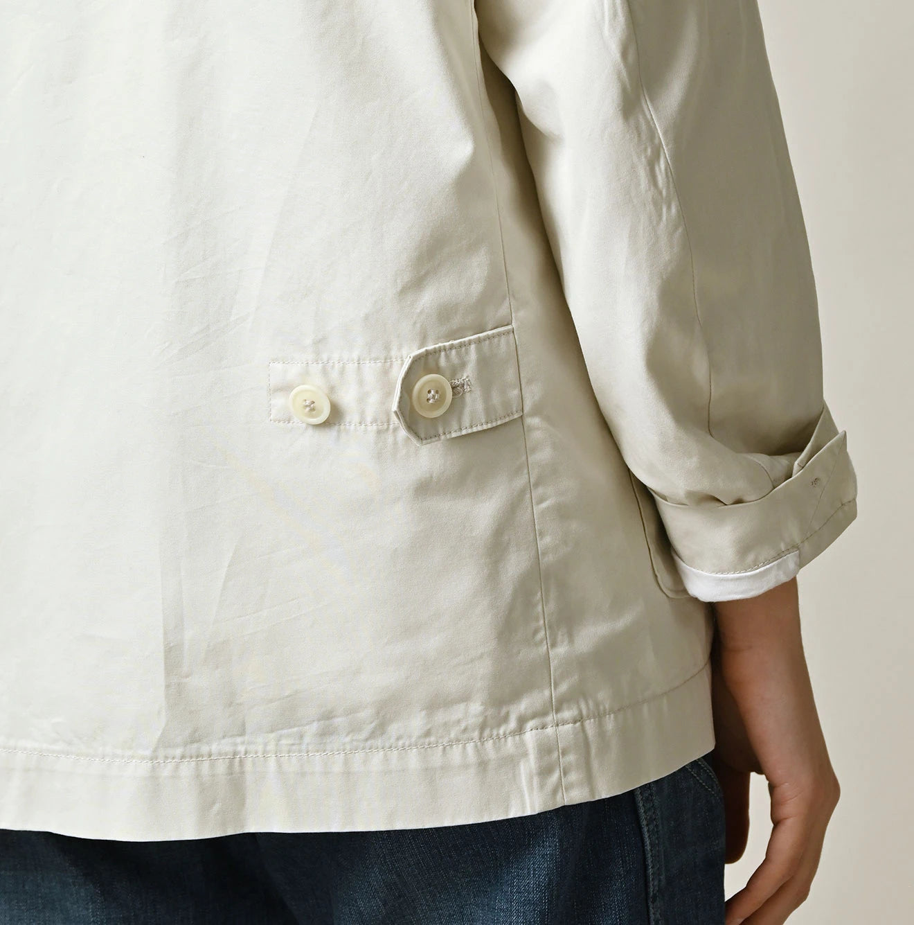 Thin Gabardine 908 Jacquarde Detail