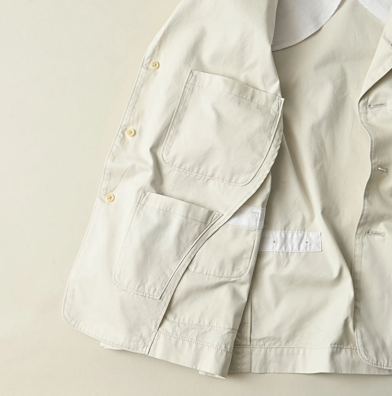 Thin Gabardine 908 Jacquarde Detail