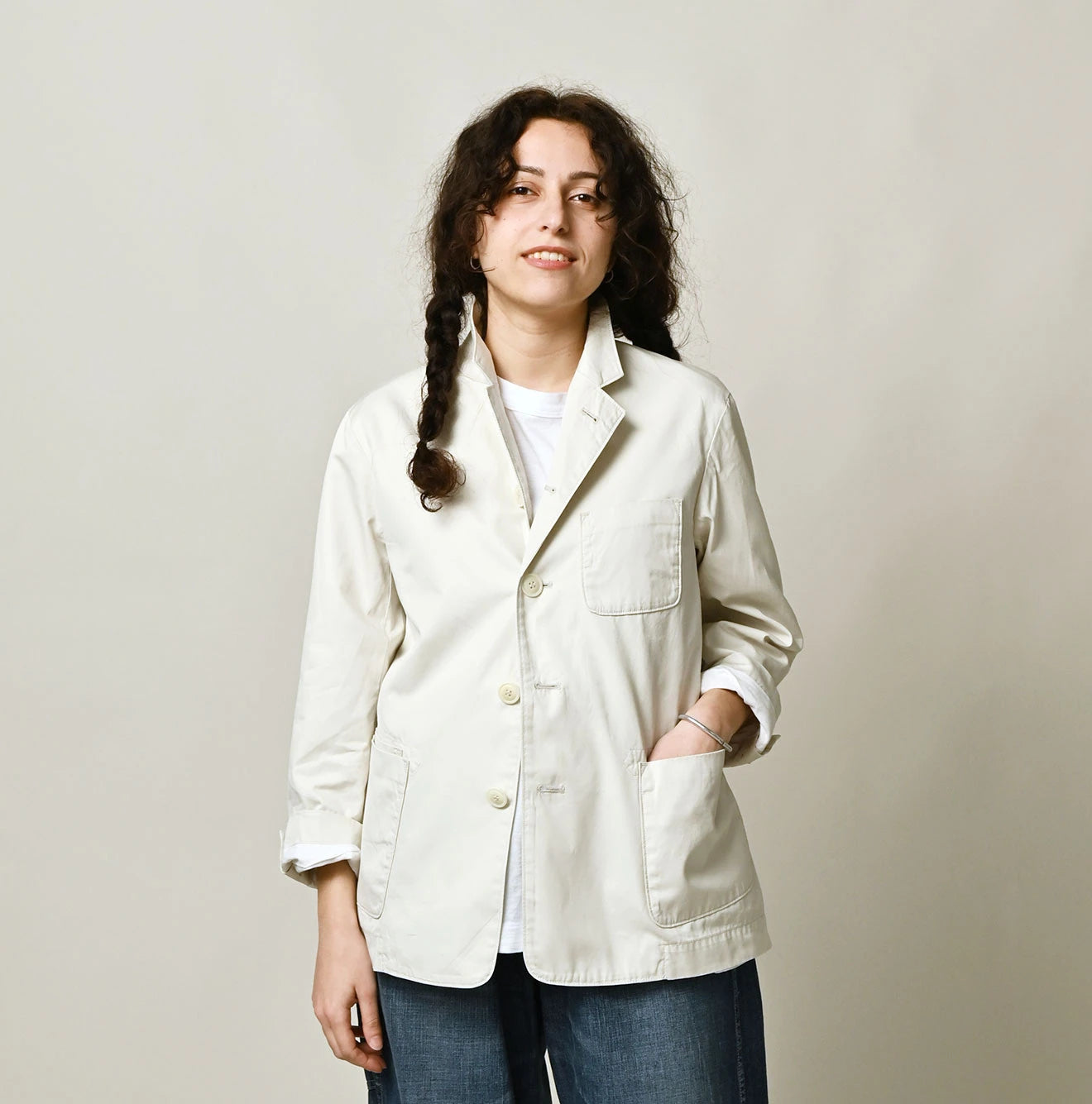 Thin Gabardine 908 Jacquarde Female Model