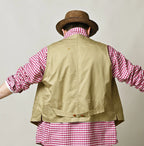 Thin Gabardine 908 Vest Male Model