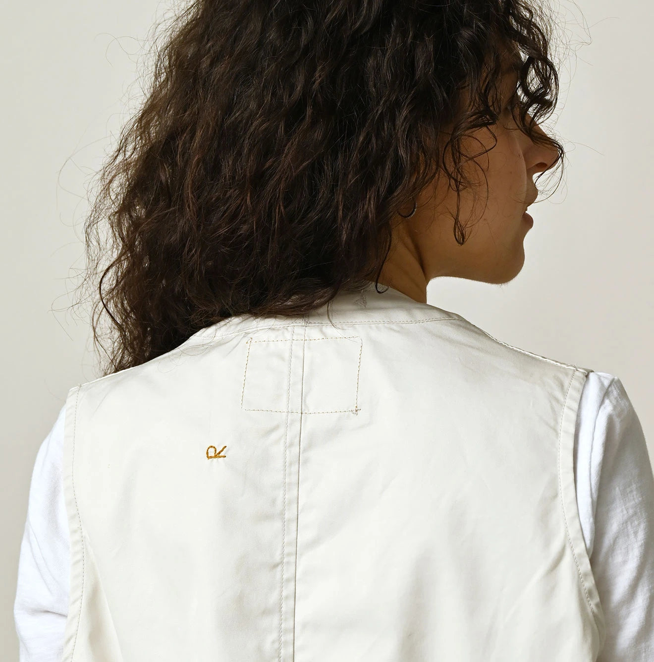 Thin Gabardine 908 Vest Detail