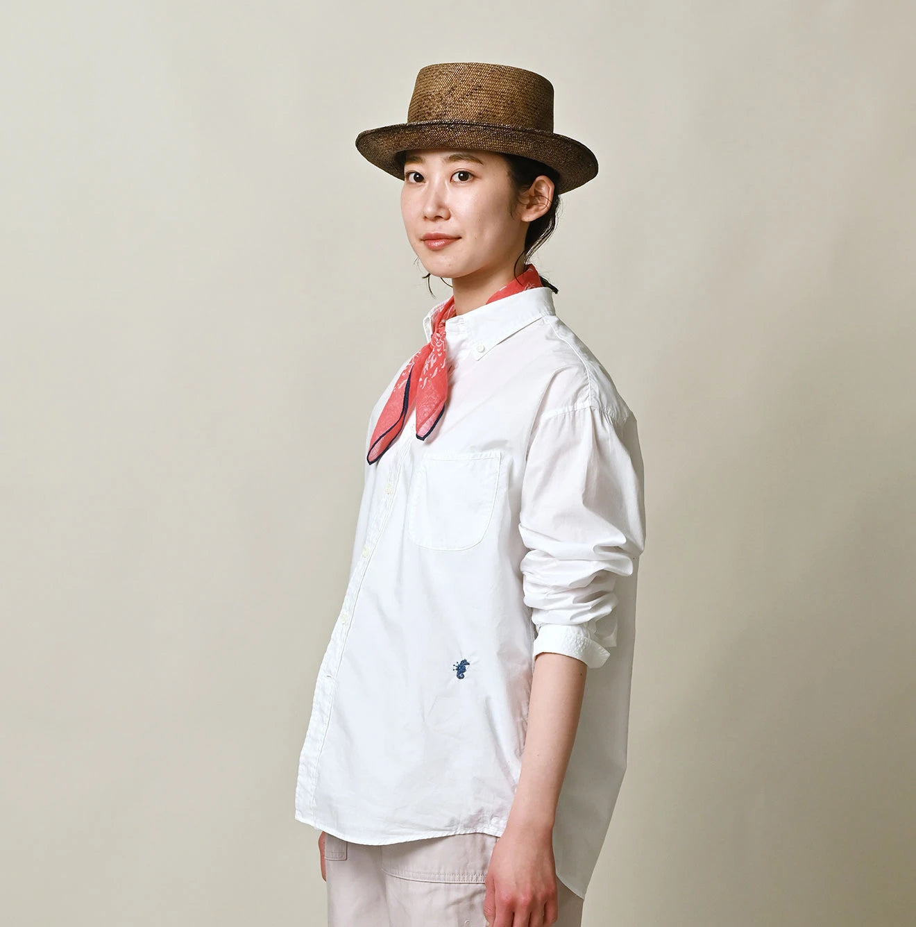 Batiste 908 Ocean Shirt Female Model