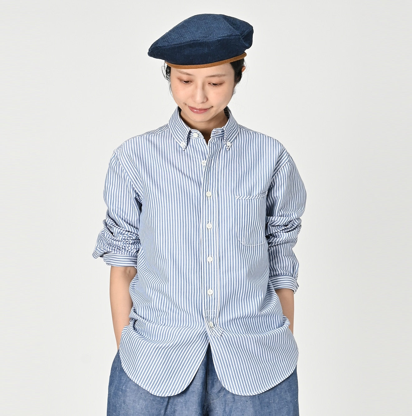 Usu OX Loafer 908 Button Down Shirt Female Model