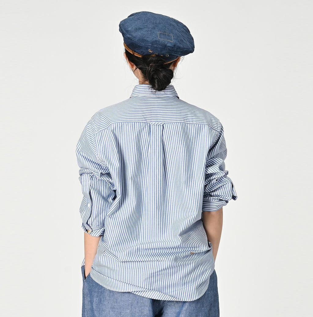 Usu OX Loafer 908 Button Down Shirt Female Model