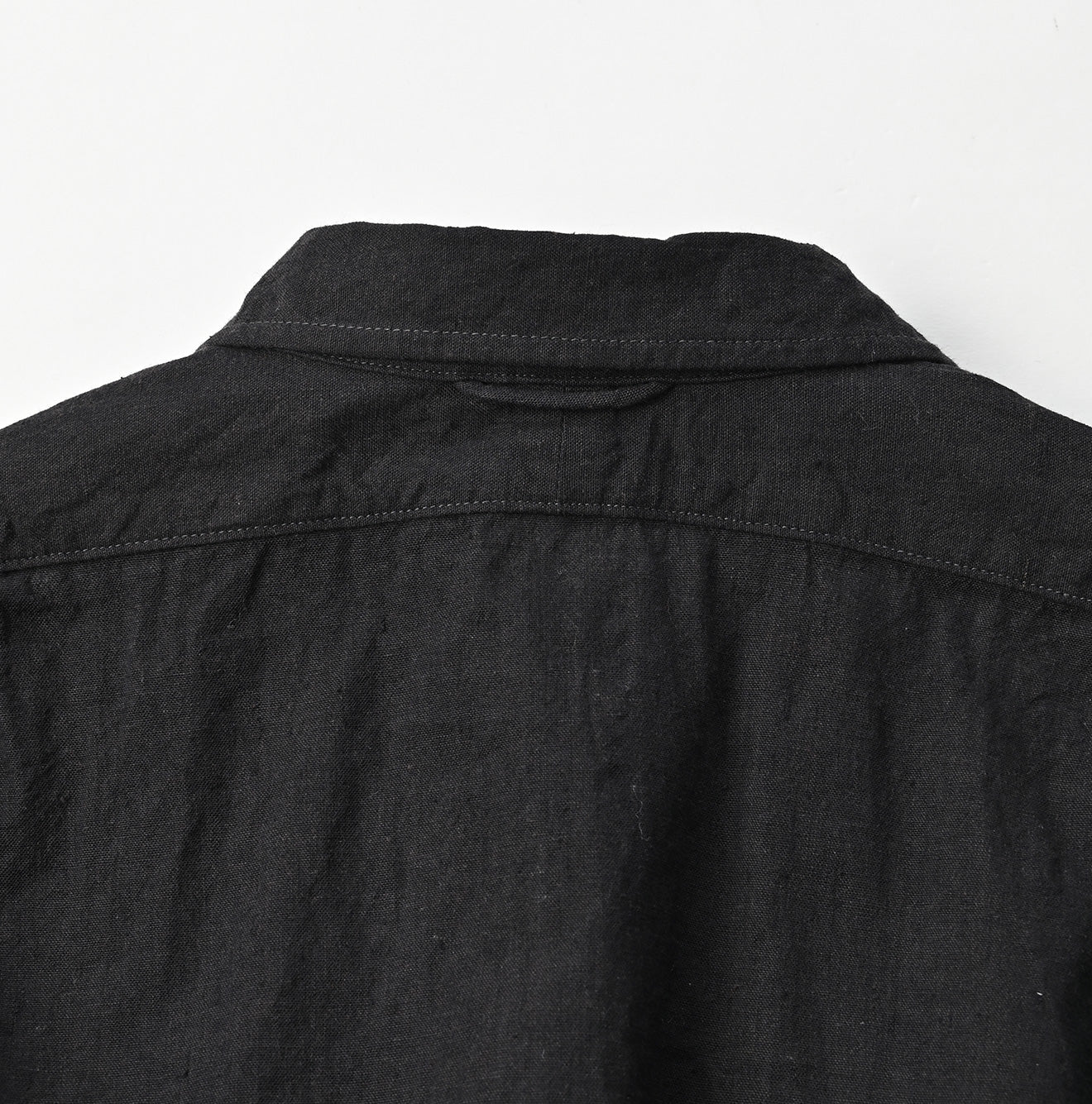 Indigo Khadi OX 908 Grandpa Pull Shirt Sumi Detail