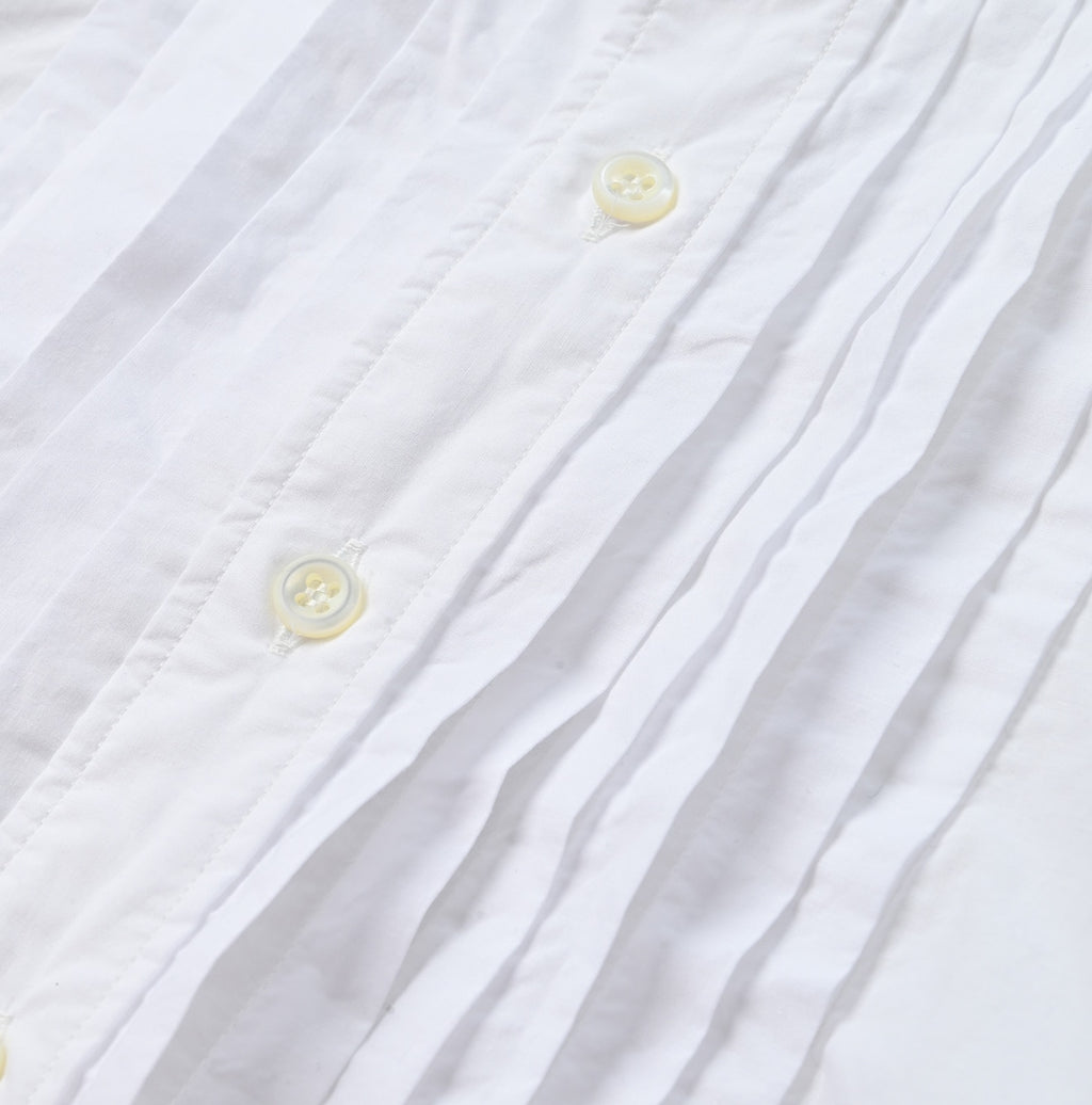 Batiste Pintuck 908 Stand Shirt Detail