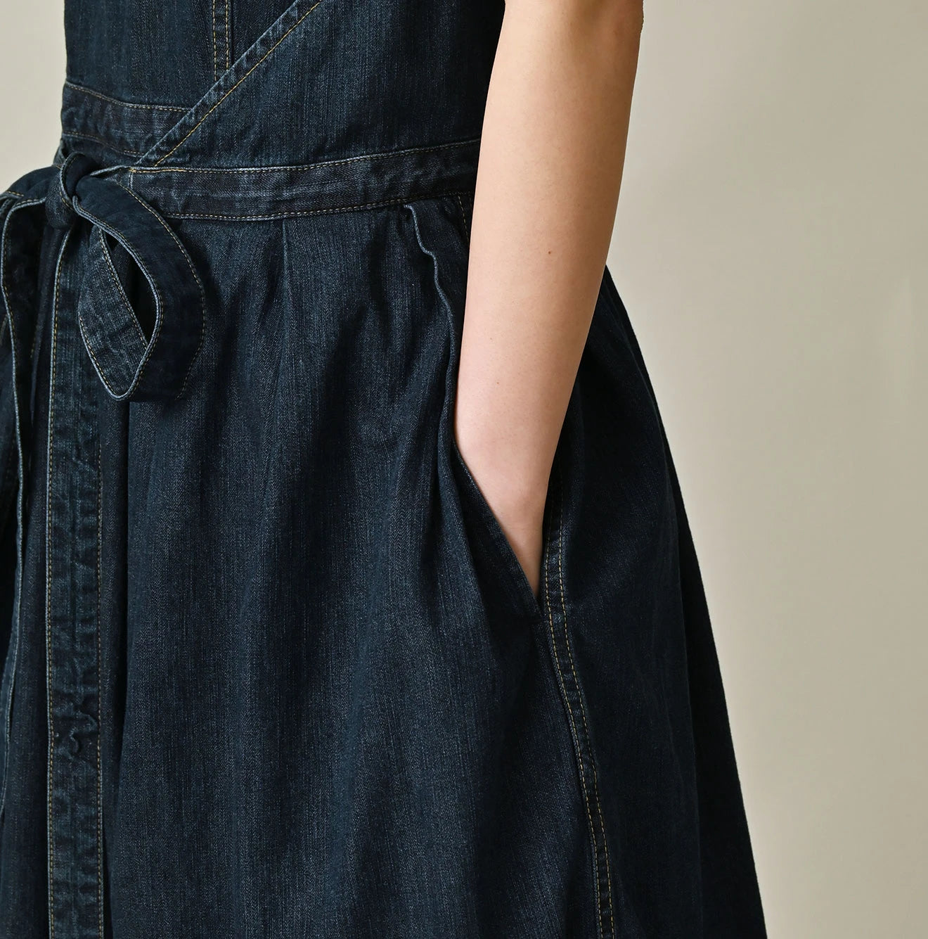 Mugihiko Denim Wrap Dress Zyu Detail