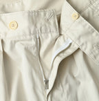 Thin Gabardine Charlotte Baggy Detail