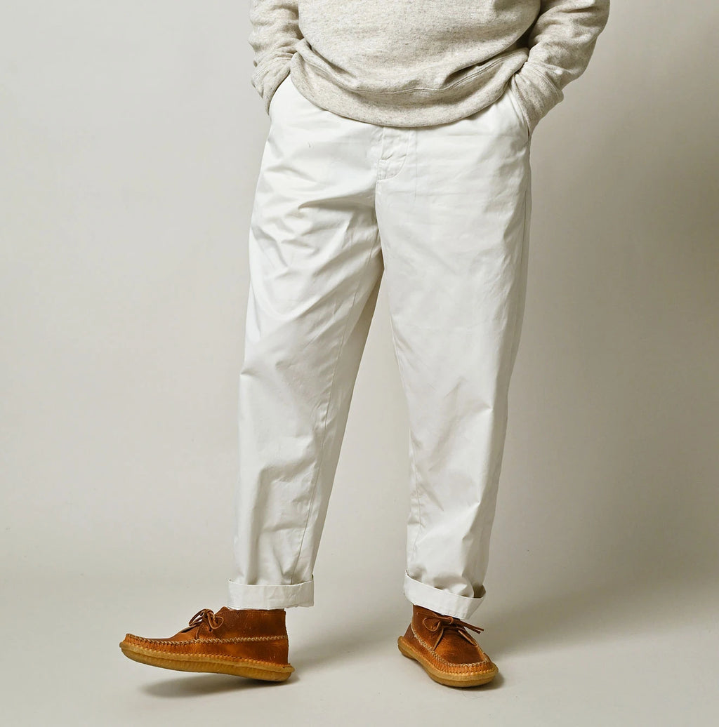 Thin Gabardine 908 Nîmes Pants Male Model