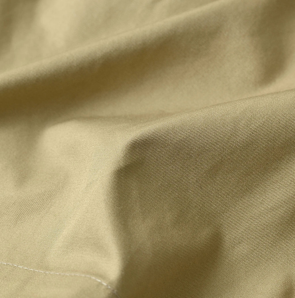 Thin Gabardine Easy Short Pants Detail