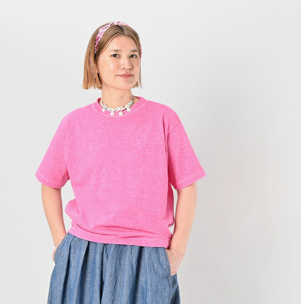 Sakura Dyed 908 Ocean T-shirt Female Model