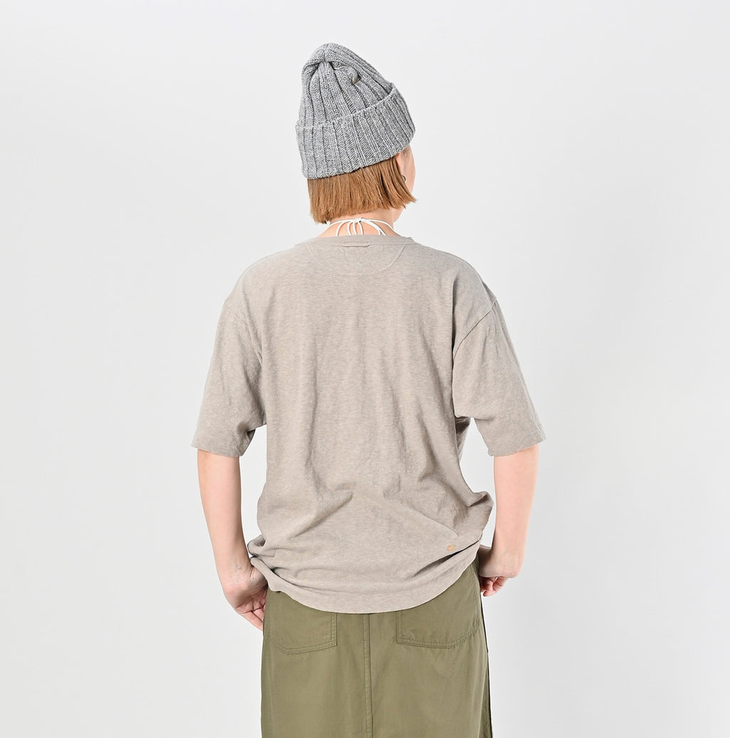 4545 Tenjiku 908 V-neck T-shirt Female Model