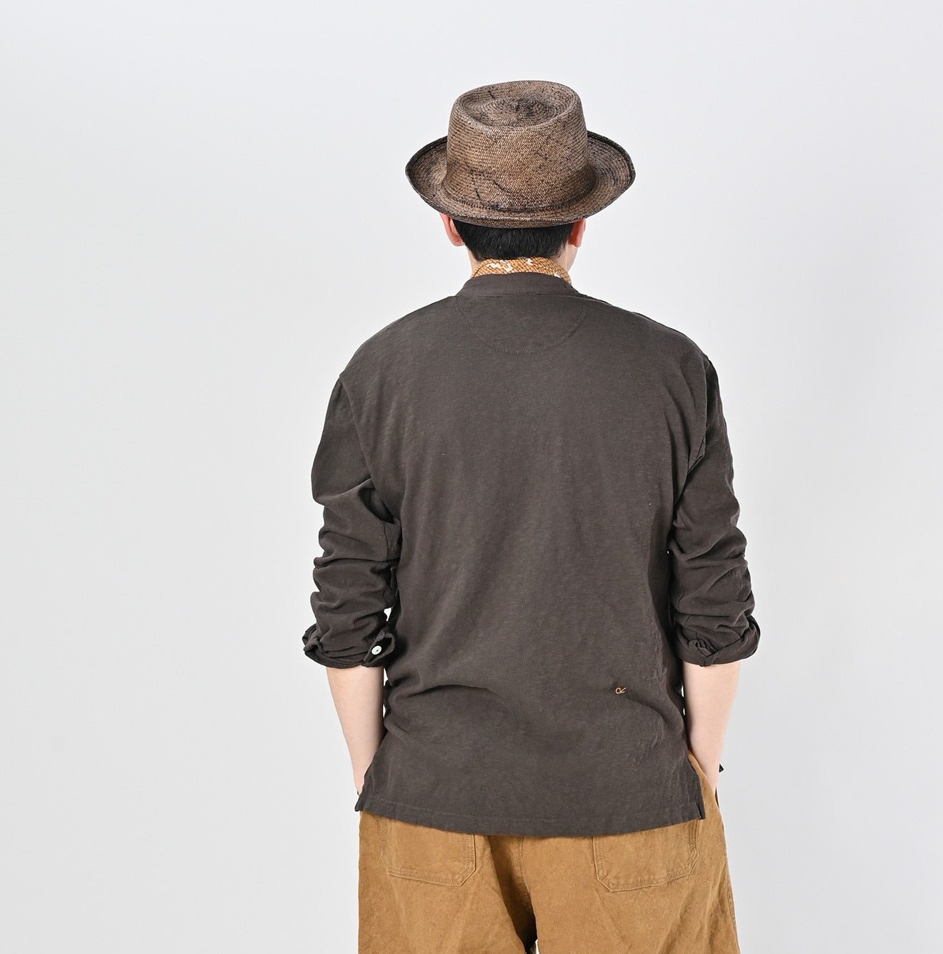 4545 Tenjiku 908 Henley Male Model