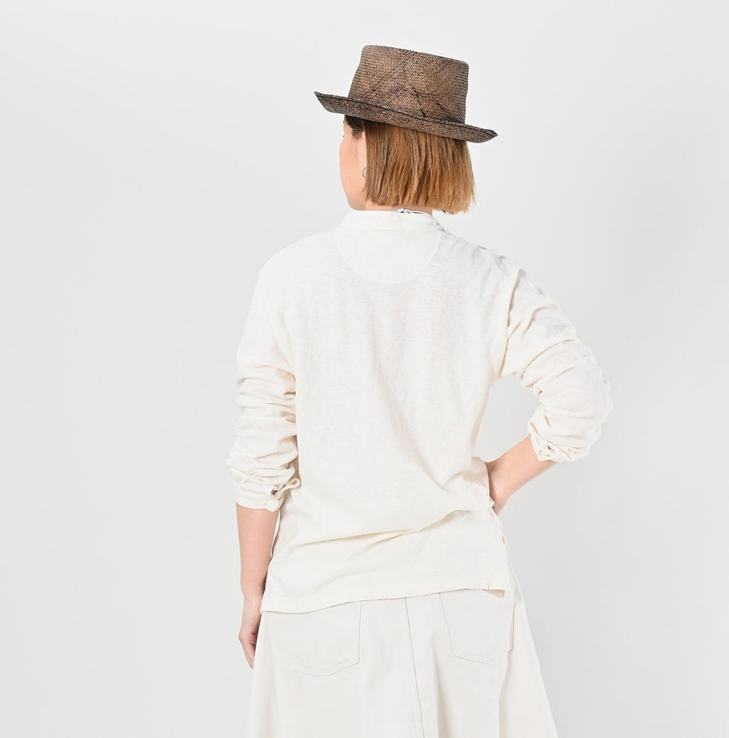 4545 Tenjiku 908 Henley Female Model