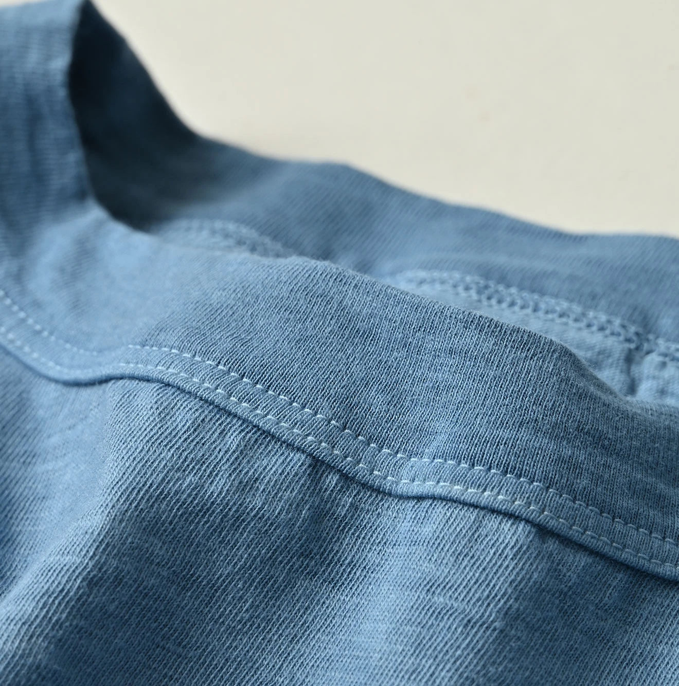 45 Plant Dyed Tenjiku Big Slit T-shirt Detail