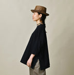 Indigo Tenjiku Big Slit T-shirt Female Model