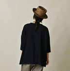 Indigo Tenjiku Big Slit T-shirt Female Model