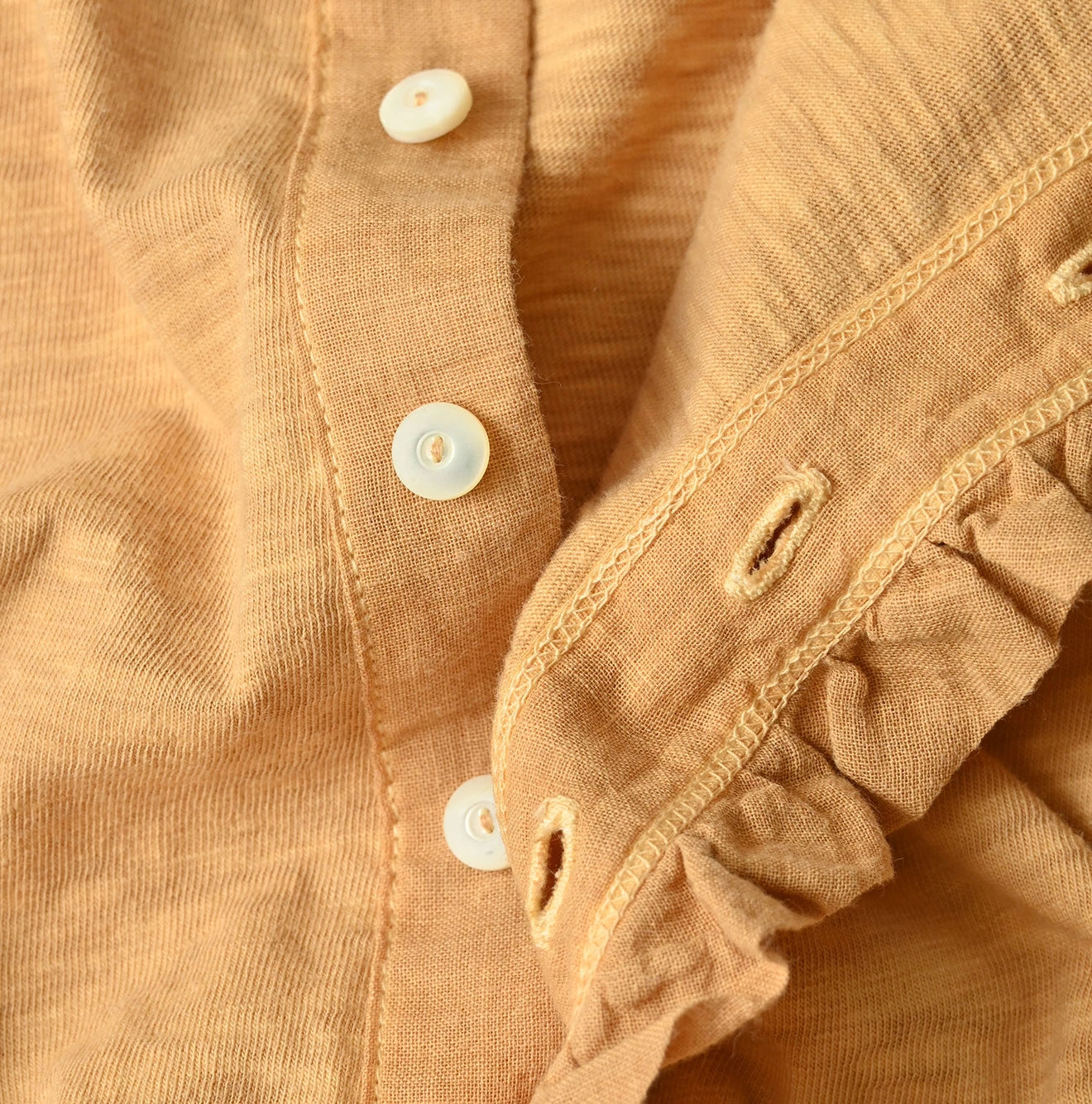 45 Plant Dyed Tenjiku Frill Square Cardigan Detail