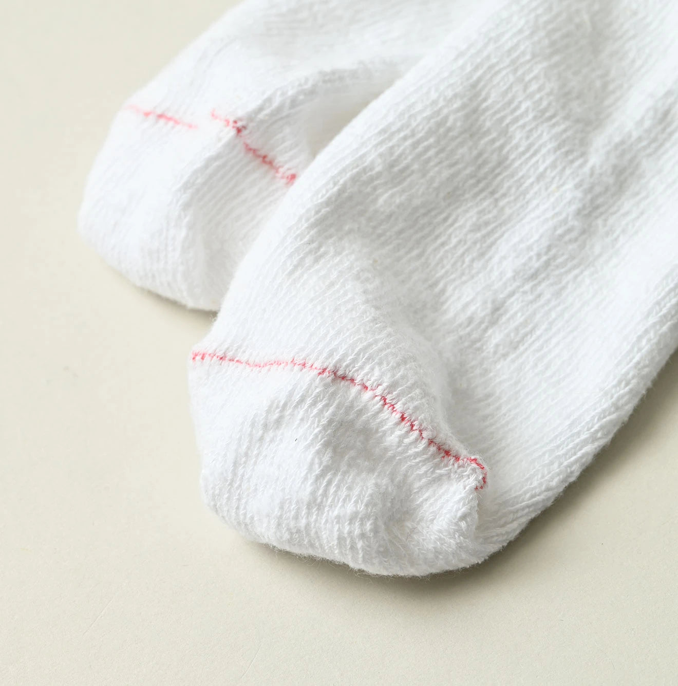 Dozume Tenjiku Socks White Detail