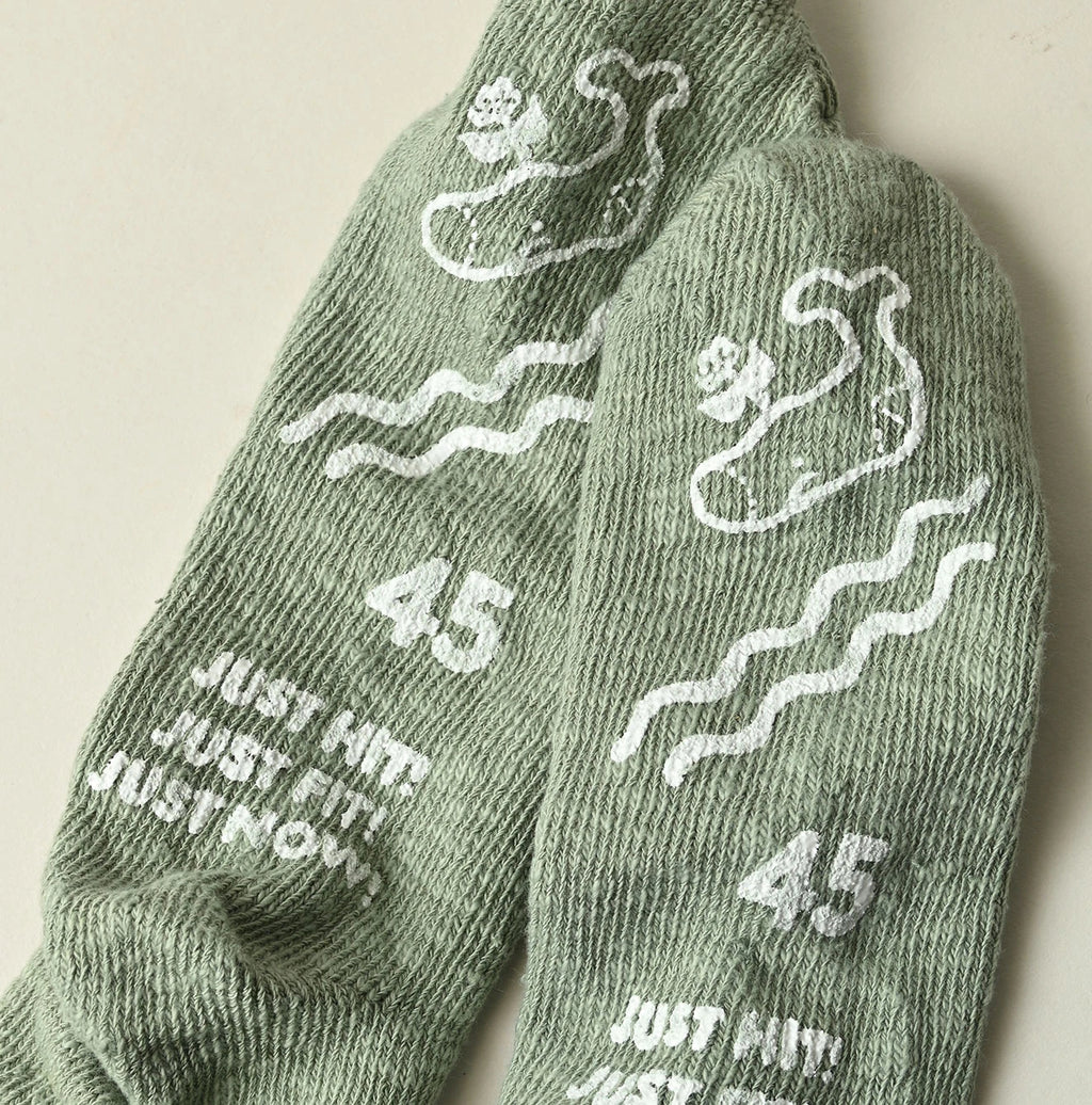 45 Plant Dyed Dozume Tenjiku Socks Detail