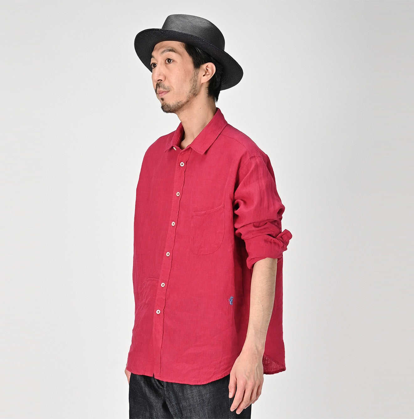 Indian Linen Chambray 908 Petite Collar Ocean Shirt Male Model