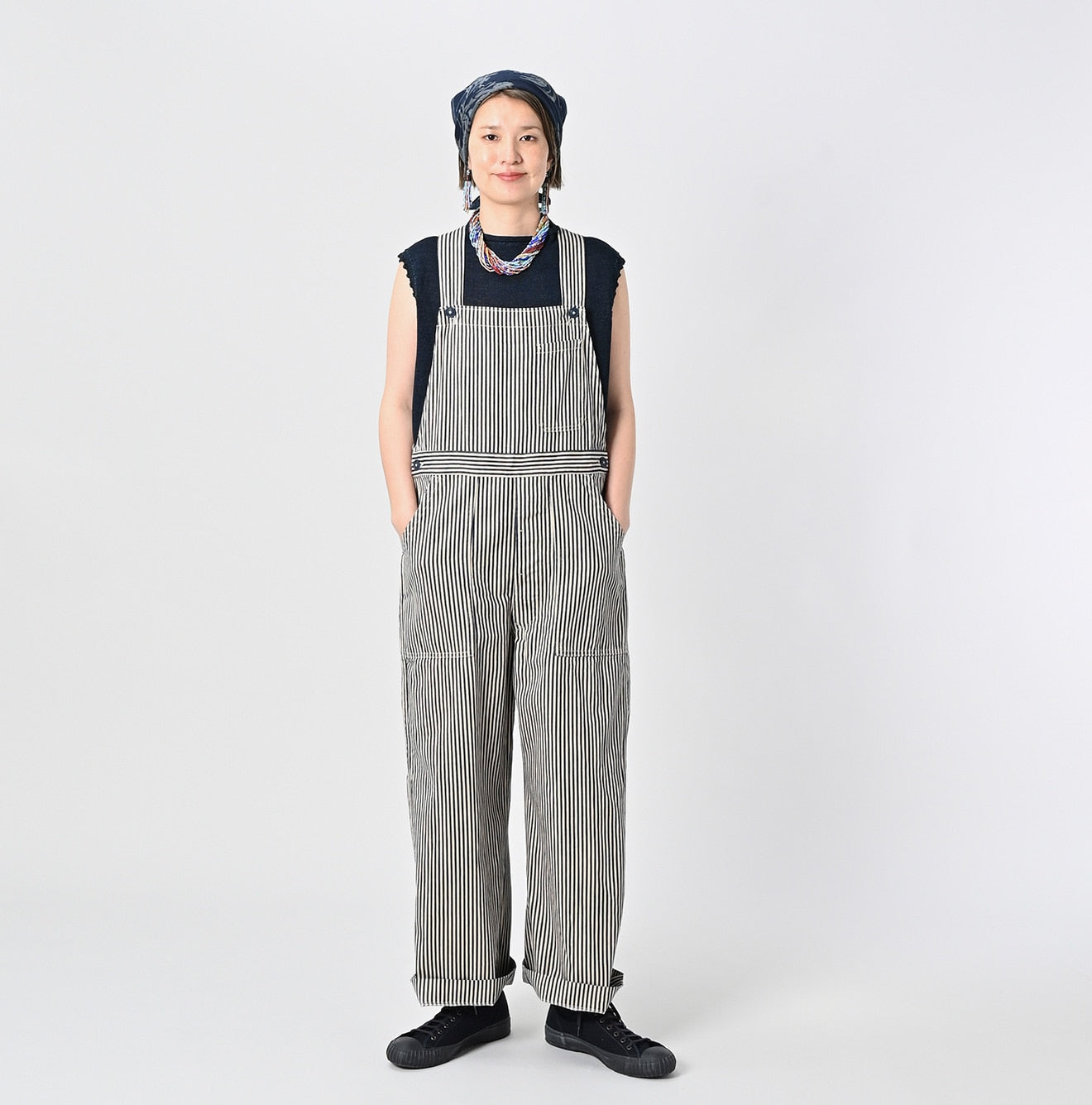 Mon-petit Denim 908 Over All Nou Female Model