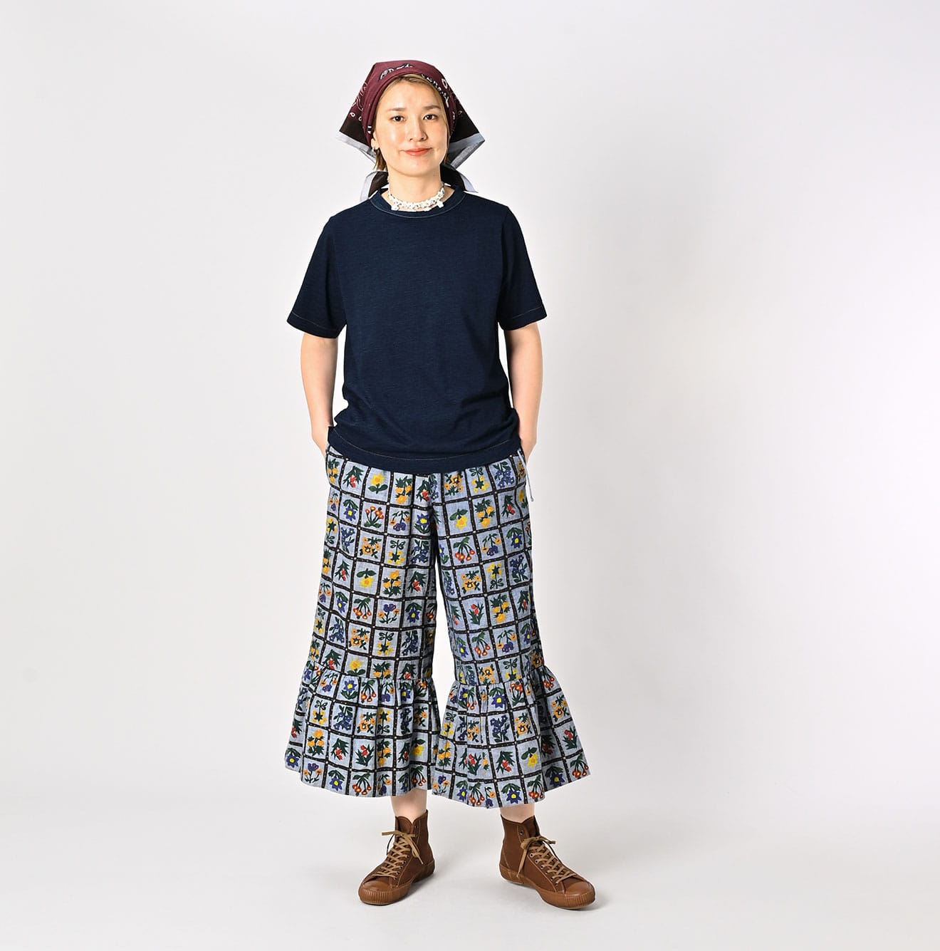 Indigo Tenjiku 908 45 Star T-shirt Female Model