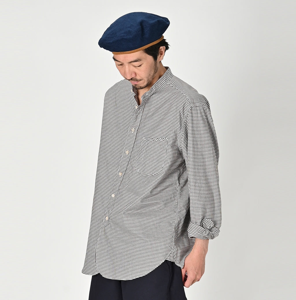 504 OX 908 Loafer Stand Shirt Male Model