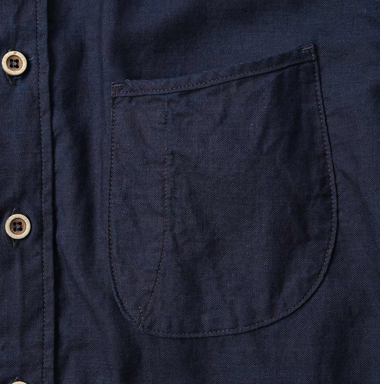Indigo 504 OX 908 Loafer Stand Shirt Detail