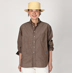 Hakeme 908 Ocean Button Down Shirt Female Model