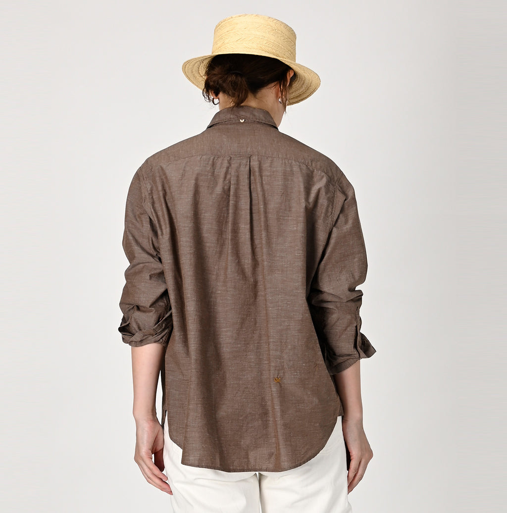 Hakeme 908 Ocean Button Down Shirt Female Model