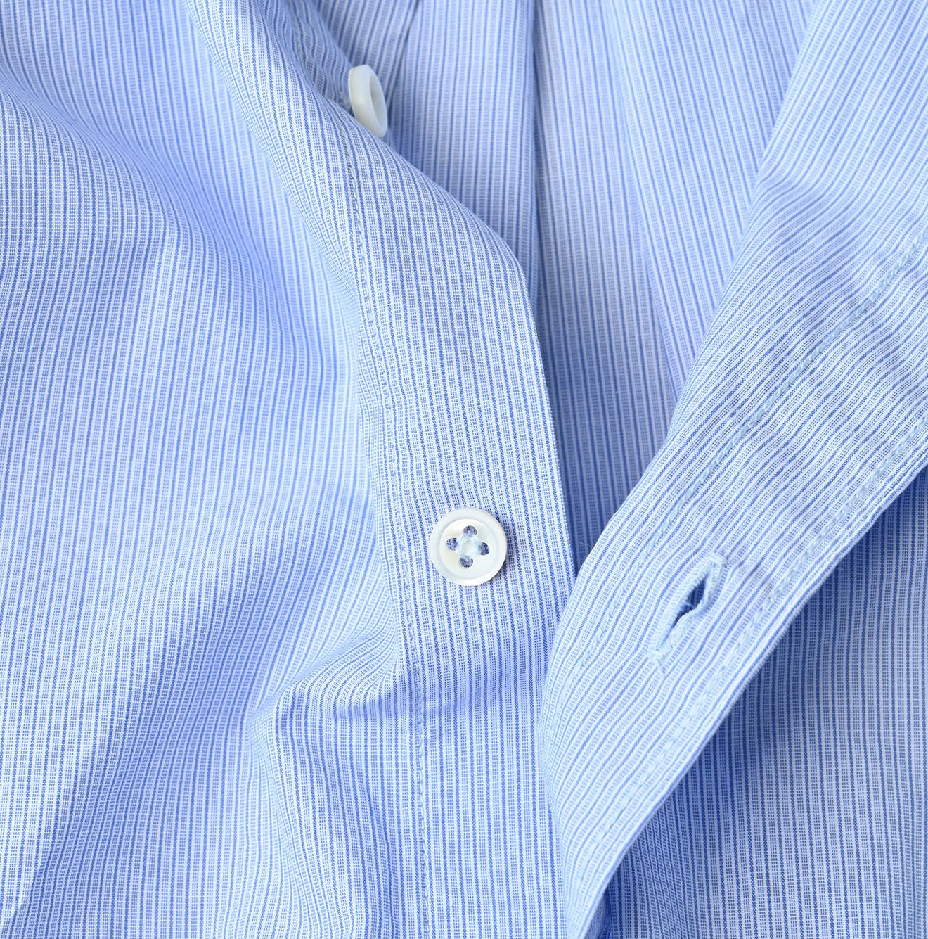 Broadcloth Petit Collar Half Sleeve Coupé Shirt