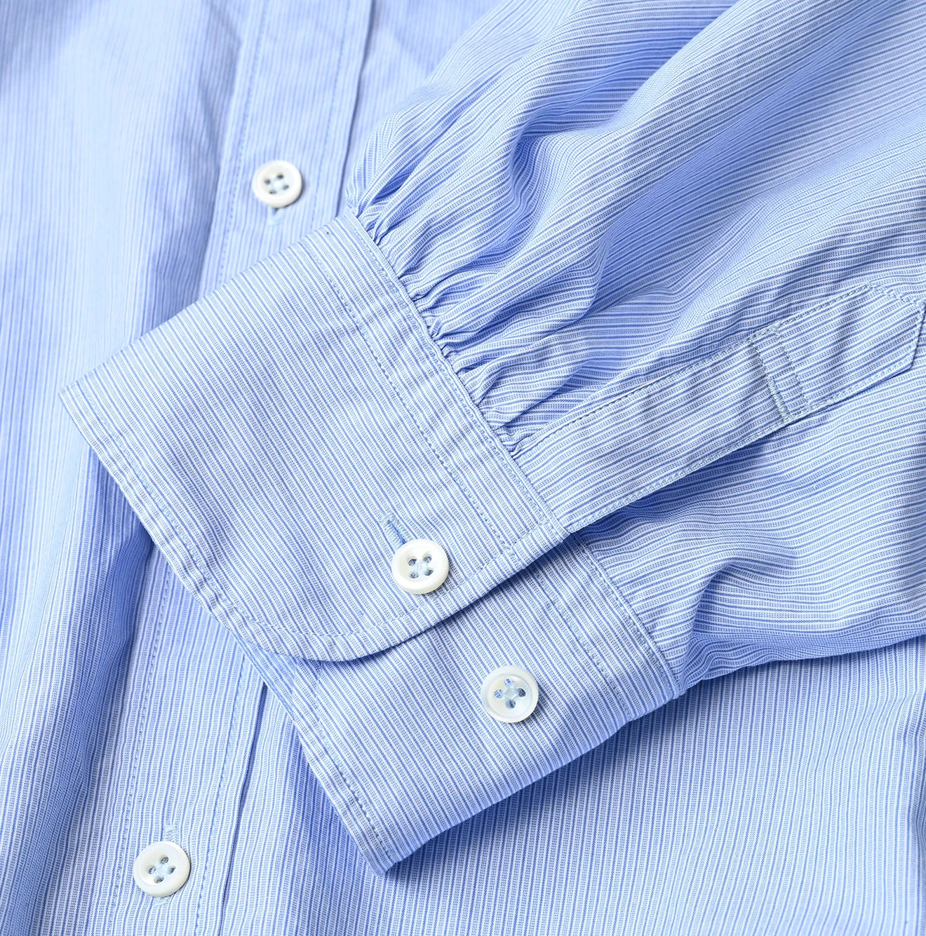 Broadcloth Petit Collar Half Sleeve Coupé Shirt