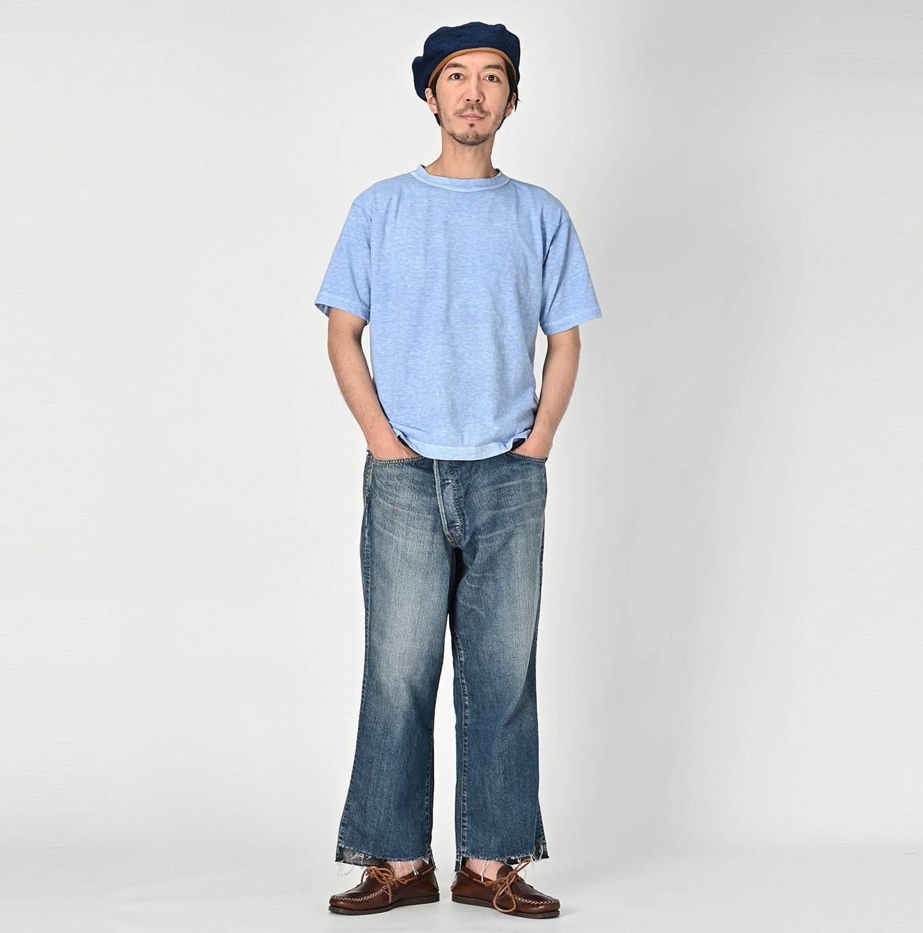 Plant Dying Tenjiku 908 Star T-shirt Male Model