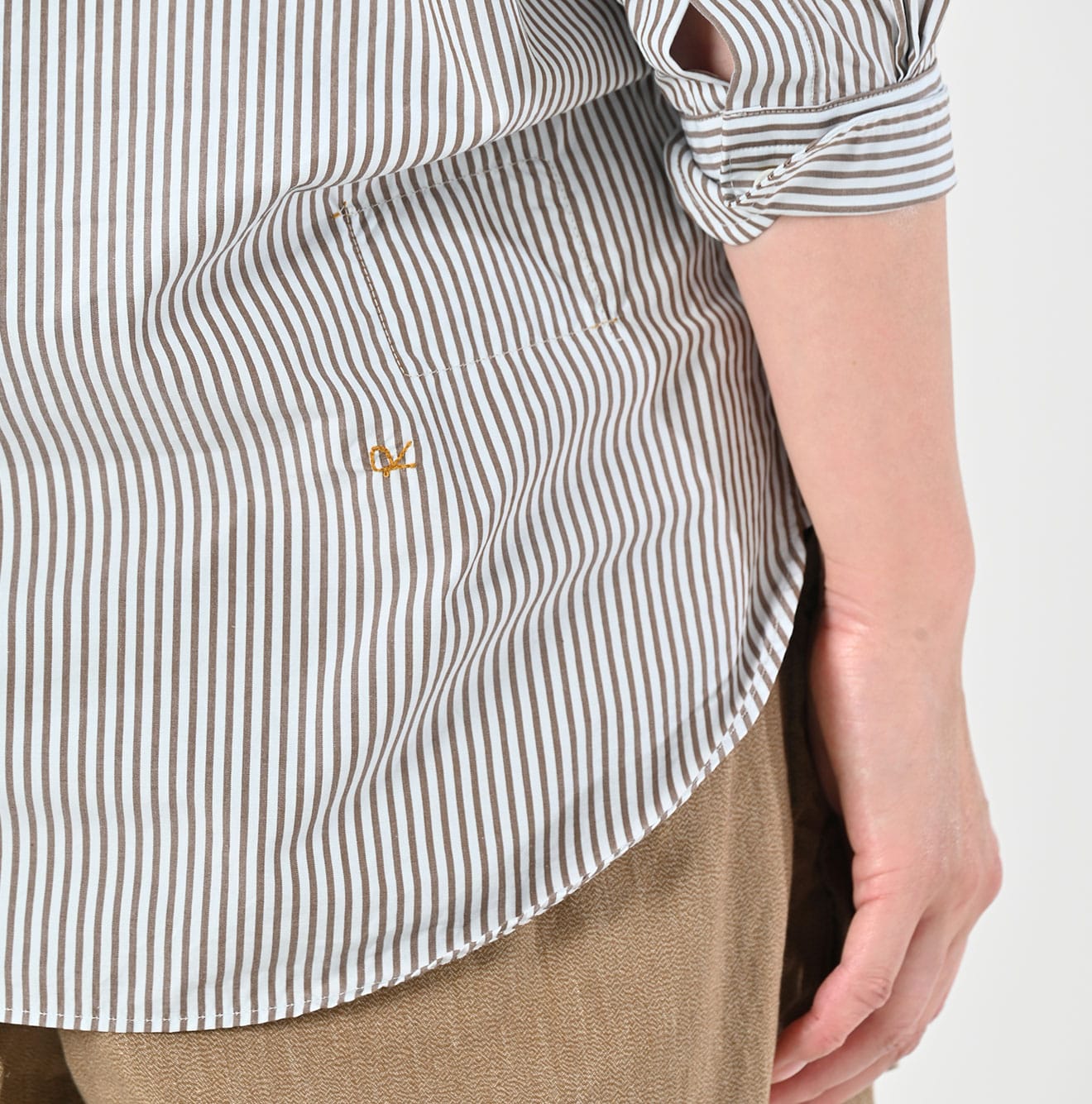 Broadcloth 908 Loafer Button Down Shirt Detail