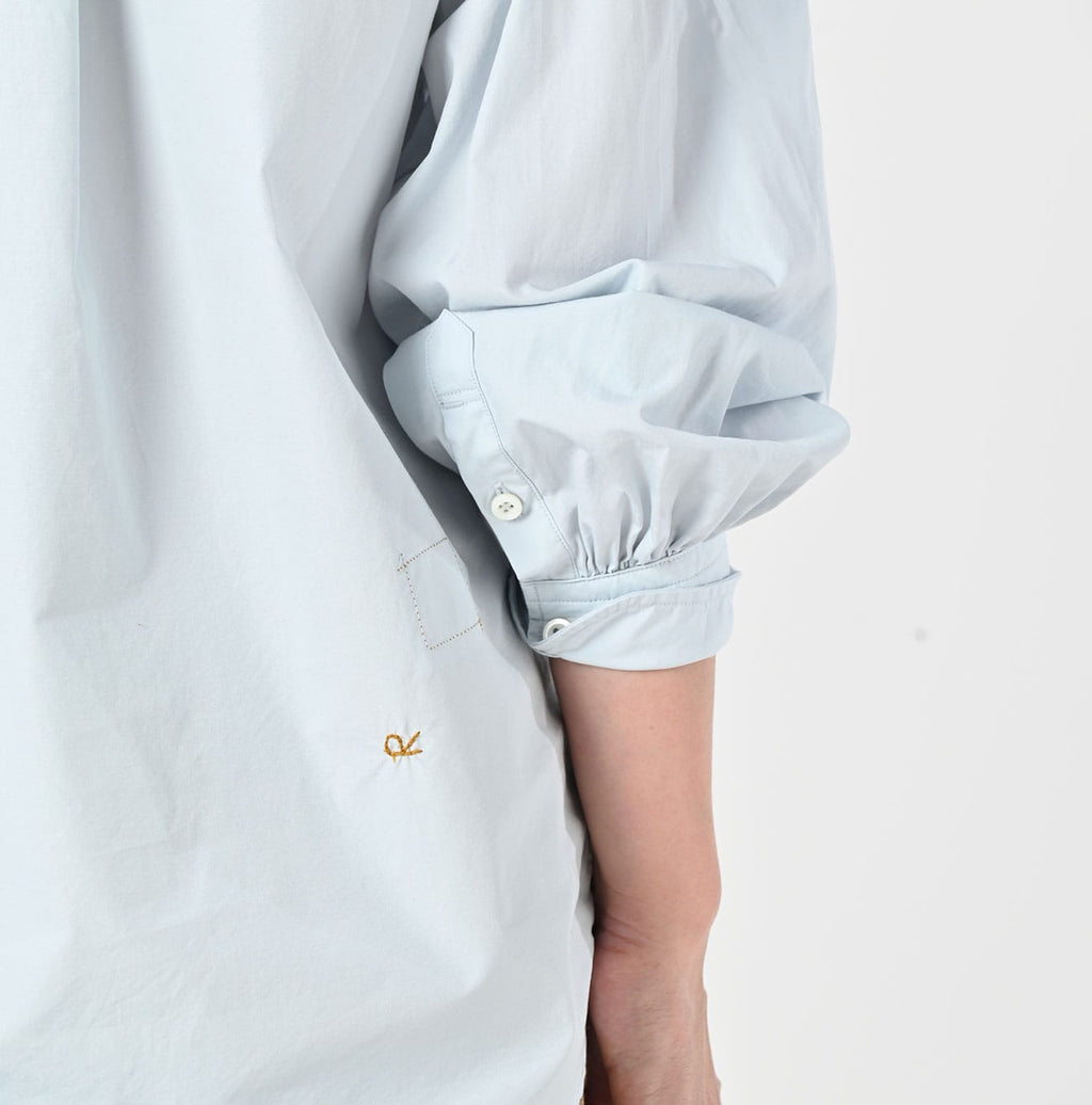 Broadcloth Petit Collar Coupe Shirt Detail