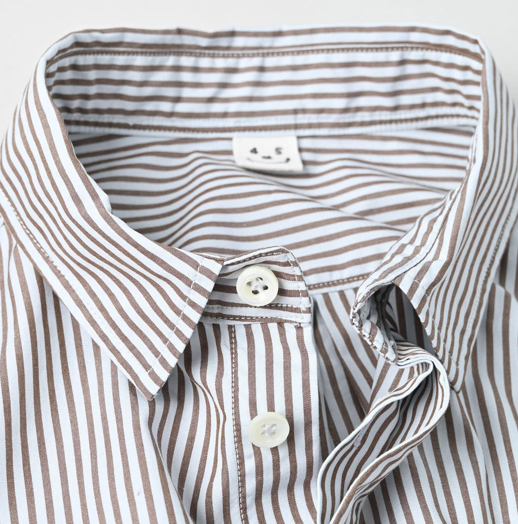 Broadcloth Petit Collar Coupe Shirt Detail