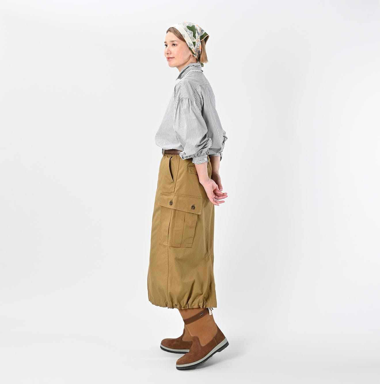 Broadcloth Petit Collar Coupe Shirt Female Model